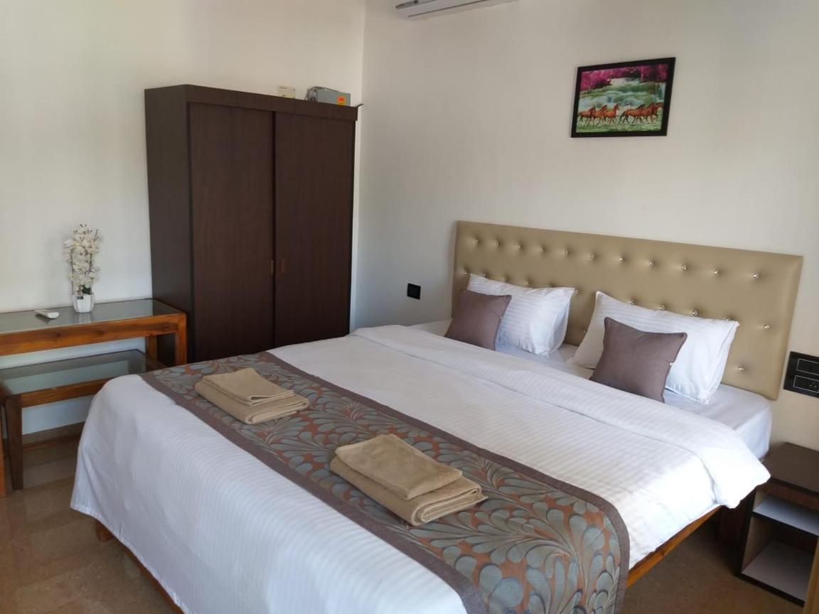 Oasis Beach Resort Агонда Екстер'єр фото